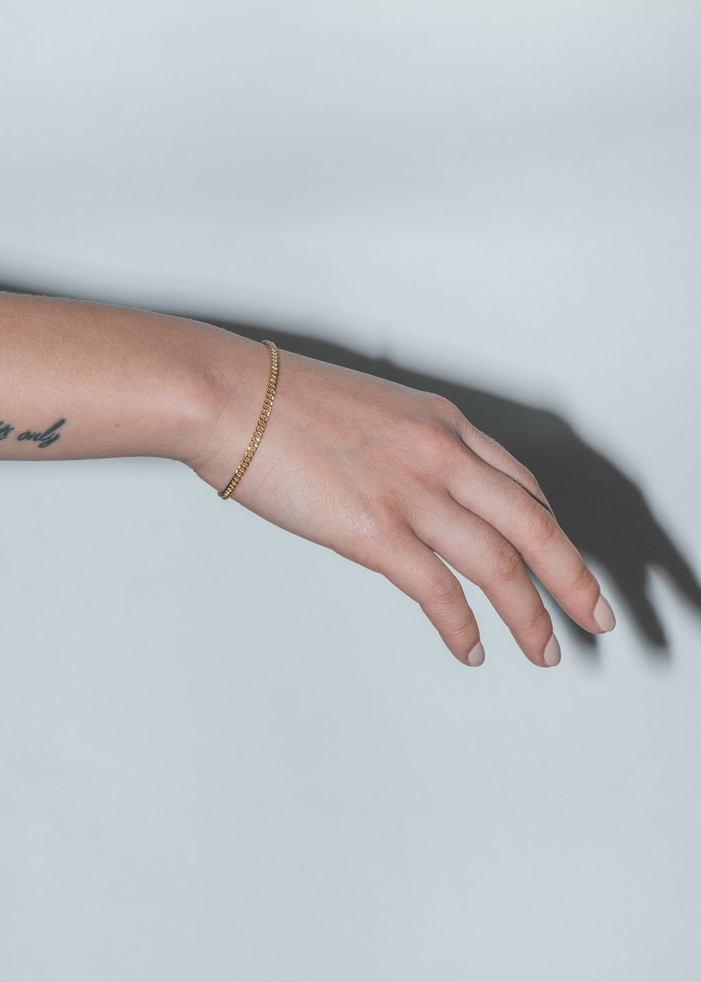 Curb Chain Bracelet in Gold