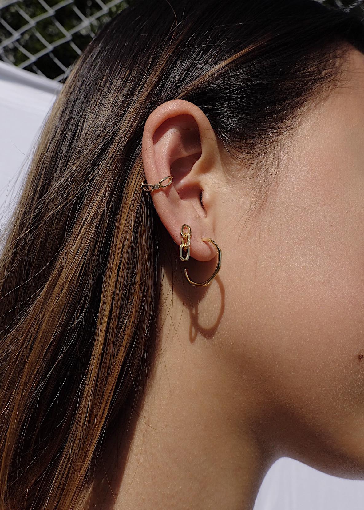 Ear chain outlet earrings