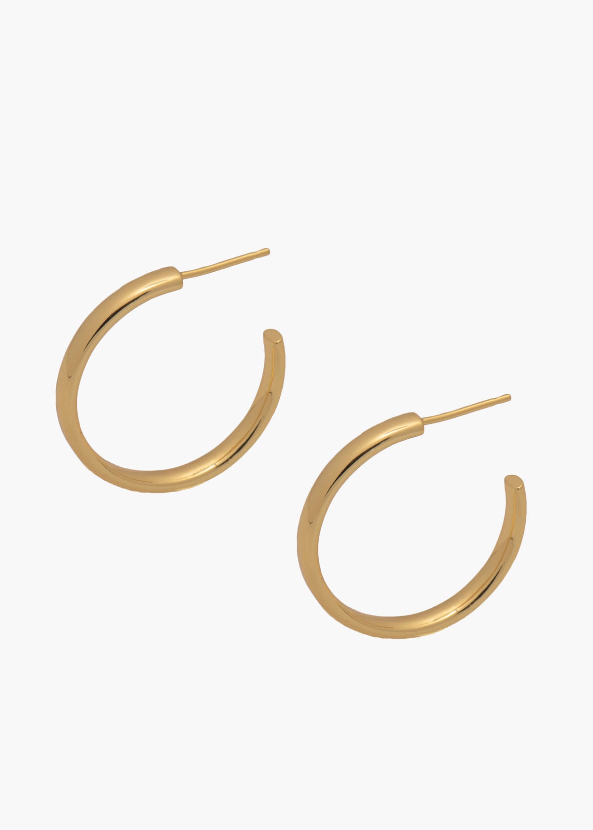 Medium Celine Hoops in Gold